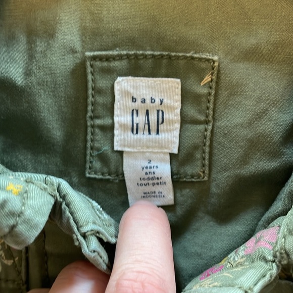 GAP Cute Fall Floral Utility Jacket 2 years - Picture 3 of 6